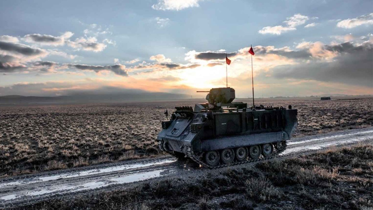 İlk elektrikli zırhlı personel taşıyıcı TSK'da