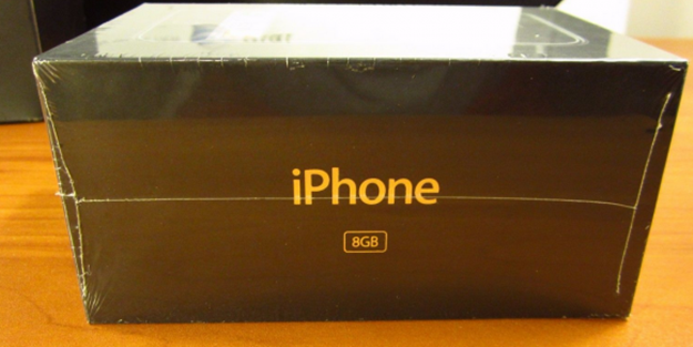 İlk iPhone modelleri zengin ediyor!