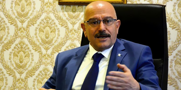 İlk istifa! AK Parti İl Başkanı istifa etti