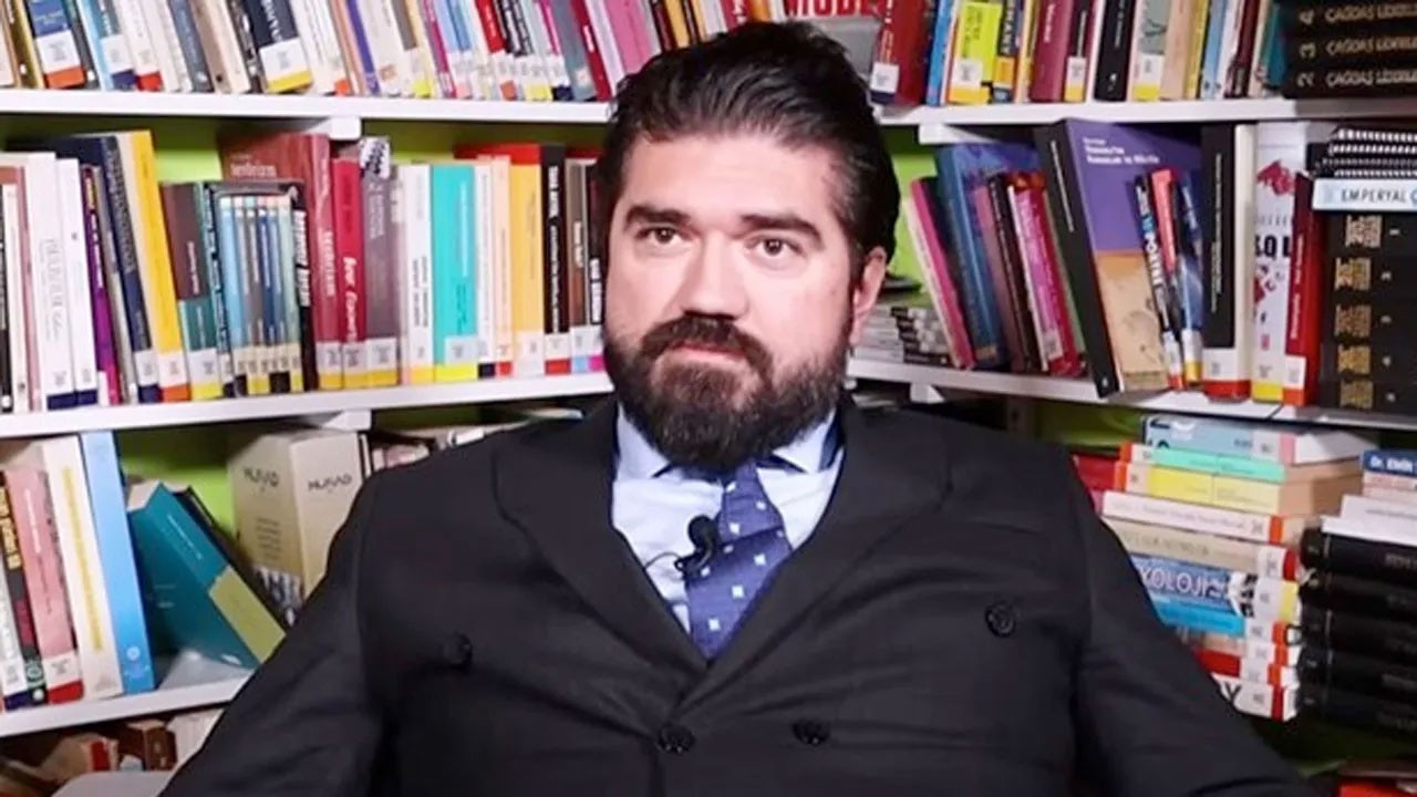 İlk istifa geldi! Rasim Ozan Halk TV'yi karıştırdı