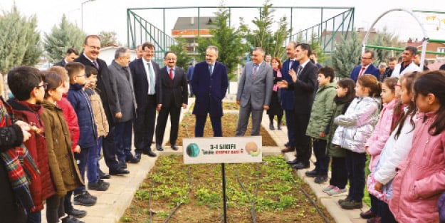 İlk karne hediyesi Büyükşehir’den