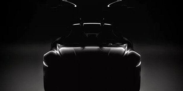 İlk kez görücüye çıktı! Bu araba saatte 400 km hız yapıyor