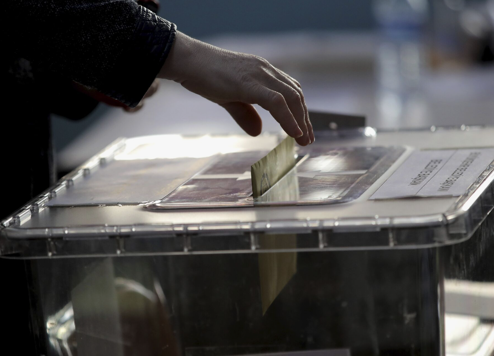 İlk kez tarih verildi! AK Parti'den erken seçim açıklaması