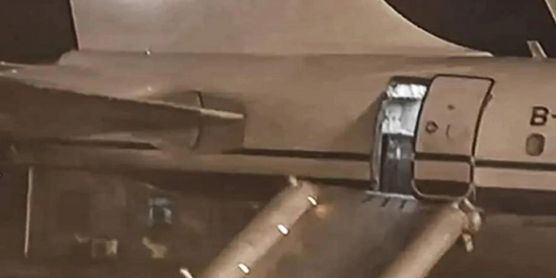 İlk kez uçağa binen yolcu öyle bir şey yaptı ki! Uçuş iptal edildi