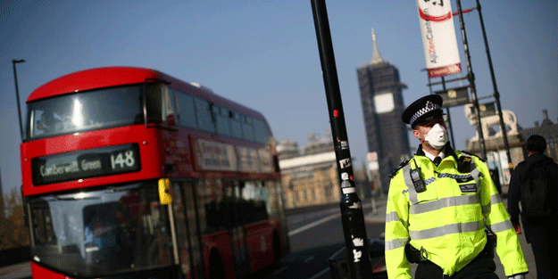İlk korona ilacına onay verildi