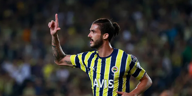 İlk maçta bileti kesilmişti peki şimdi! Yer yerinden oynayacak...