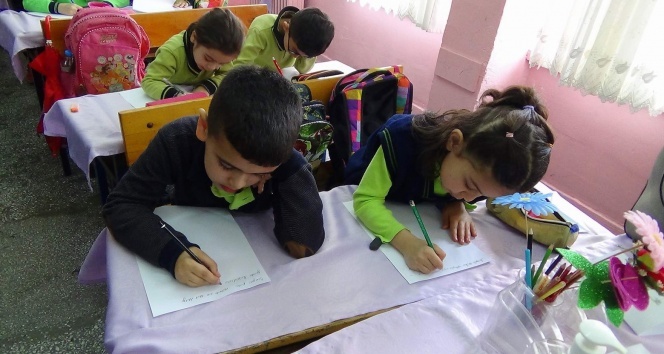 İlk mektuplarını Güneydoğu’daki asker ve polise yazdılar