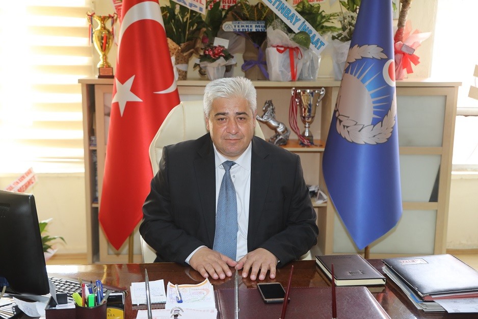İlkadım zabıtası, 1 kamyon dolusu bozuk sebze ve meyveye el koydu 