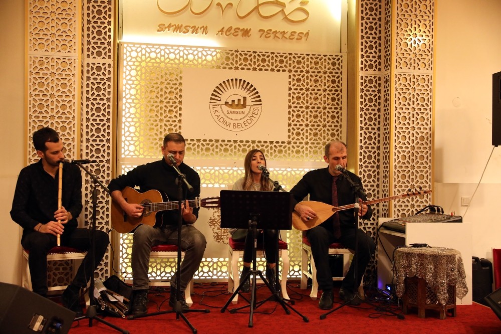 İlkadım’da duygu dolu şiir gecesi 