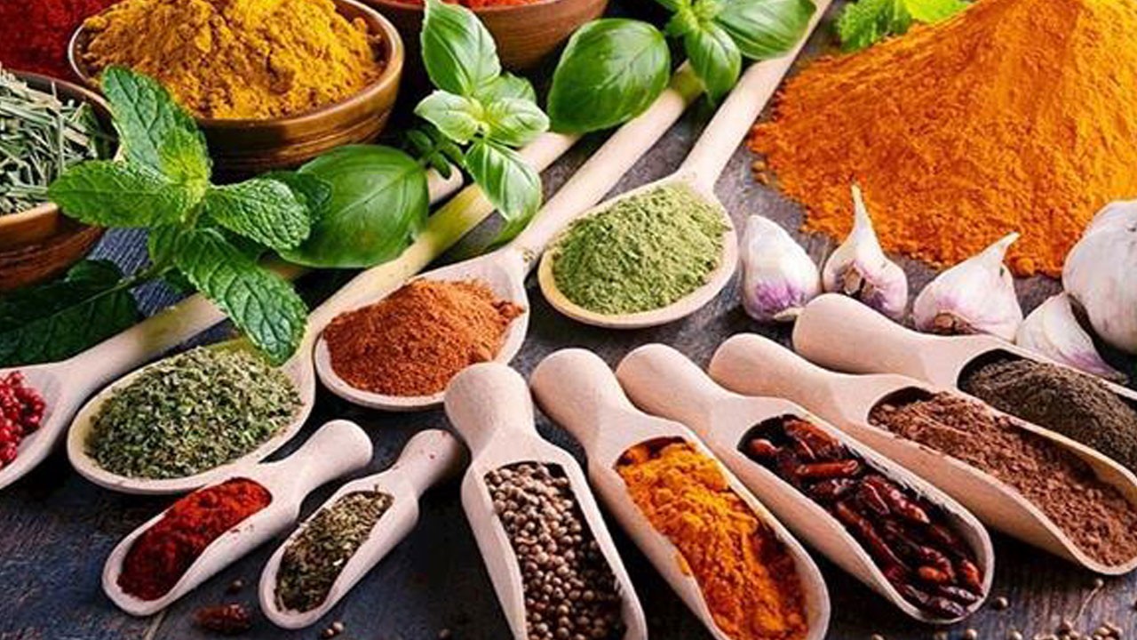 İlkbaharda bağışıklık kalkanı! Bu baharatları mutlaka tüketin