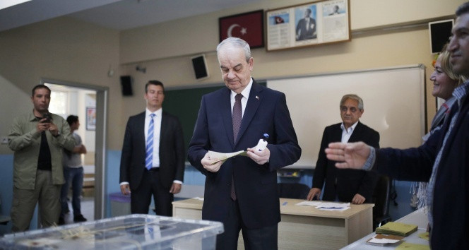 İlker Başbuğ'dan referandum açıklaması!