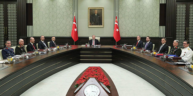 İlklerin YAŞ toplantısı başladı