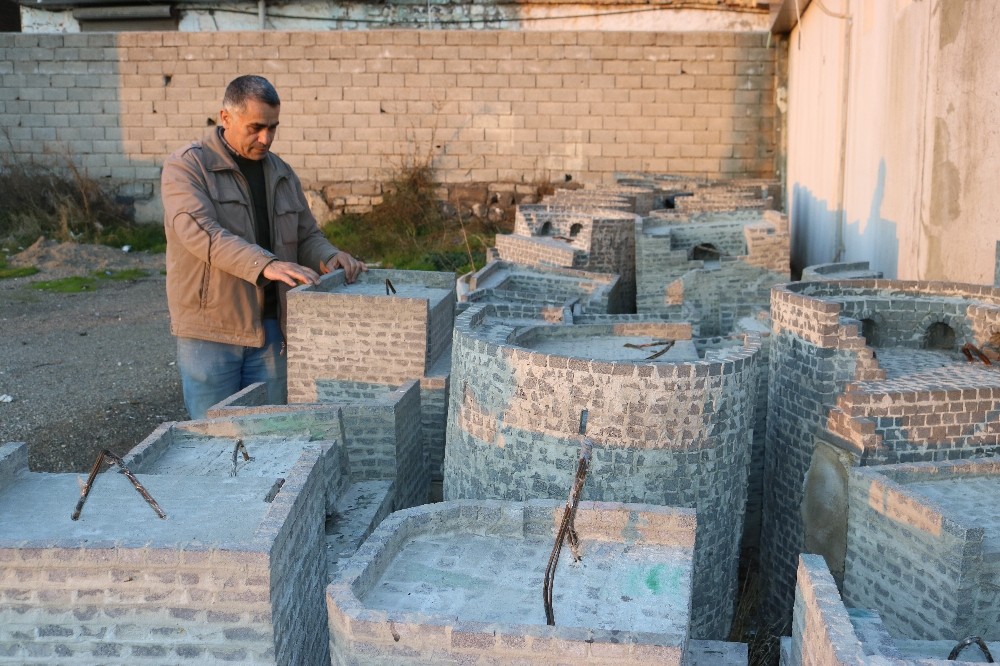 İlkokul mezunu vatandaş, Diyarbakır surlarının minyatürünü yapıyor 