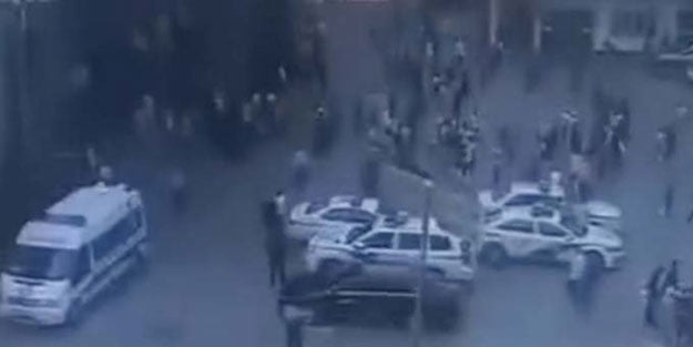 İlkokulda bıçaklı saldırı: 10 yaralı