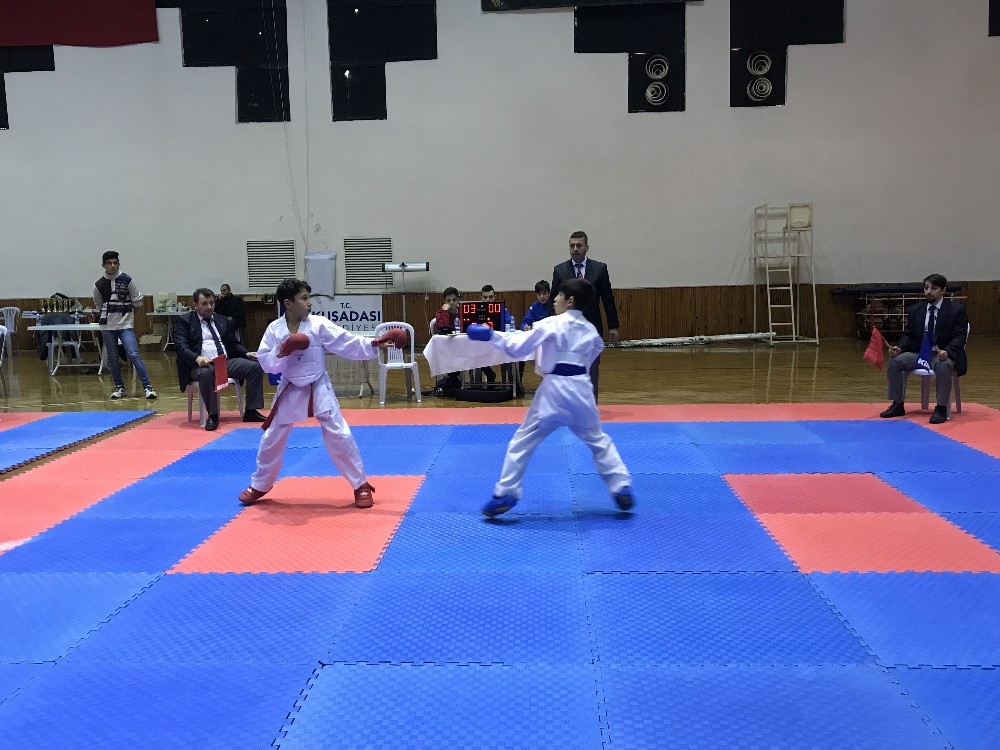İller Arası Karate Şampiyanası sona erdi 