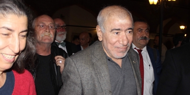 İlyas Salman TKP'den aday oldu! Yeşilçam artığının vaadi: Halkın soytarısı olacağım