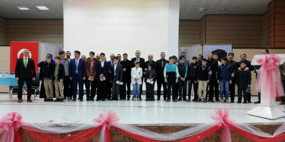 İmam Hatip Ortaokullar arası mesleki yarışmalar yapıldı 