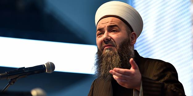 İmam hatip sözleri geniş yankı uyandırmıştı! Tepkilerin ardından Cübbeli Ahmet Hoca'dan ilk açıklama
