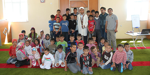 İmamdan öğrencilere dershane hizmeti