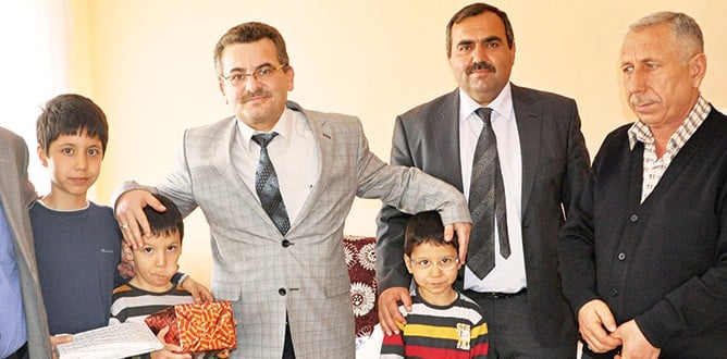 İmamlar, yetim ve öksüz çocuklara sahip çıkıyor