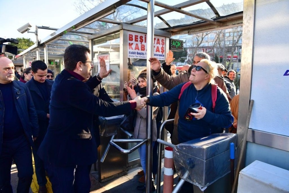 İmamoğlu: “Anketlere güveniyorum, çok mutluyum, sonuçlar çok iyi” 