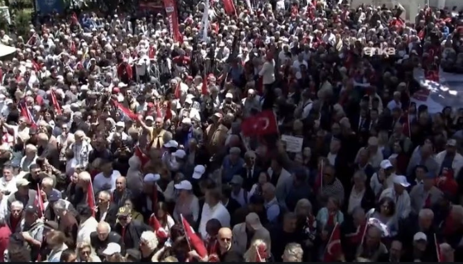 İmamoğlu fondaşından algı operasyonu: Sözcü’den miting öncesi manipülasyon