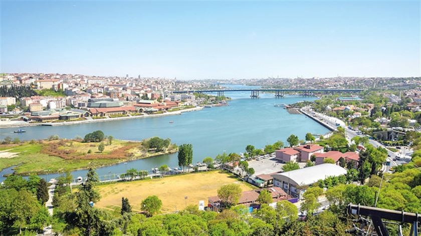 İmamoğlu Haliç’in can damarını kesti! Yine kokacak