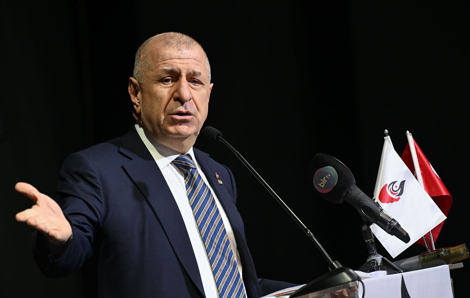 İmamoğlu sonunda Ümit Özdağ’ı da çıldırttı: "Yahu kendini Cumhurbaşkanı zannetmekten vazgeç artık"