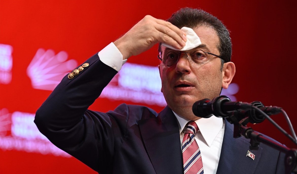 İmamoğlu Suç Örgütü davasında hararetli anlar! Mahkeme başkanından sanığı terleten soru