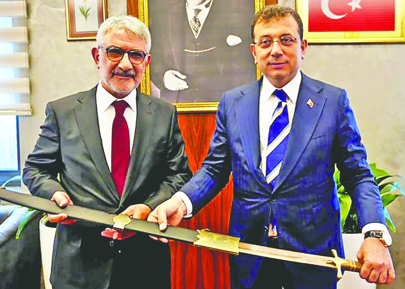 İmamoğlu’ndan Ali Sukas’a ‘yeterince rüşvet alamıyorsun’ fırçası! Emir komuta ile soygun