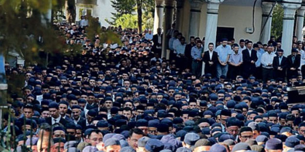 İmamoğlu’nu destekleyen Süleymancılardan tepki çeken Ayasofya kararı! Müridi bakın neden kovdular