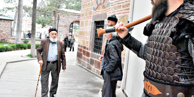 İman ve azmiyle İHL’yi kurtardı