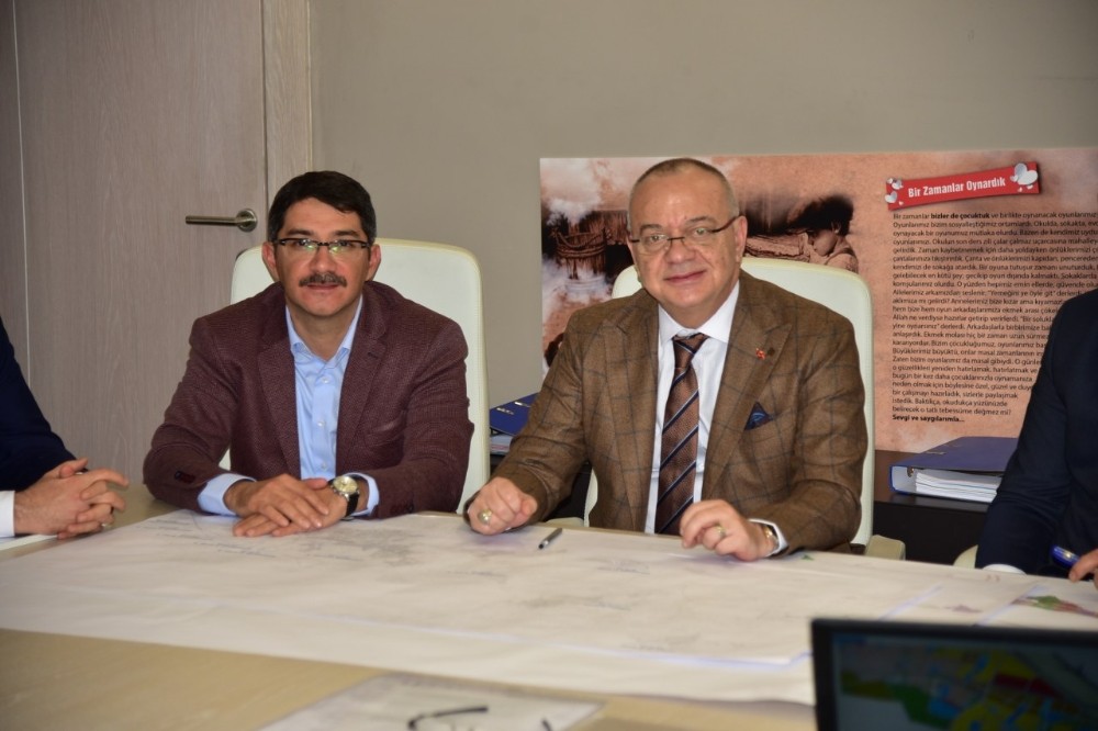 İmar planındaki son durumu görüştüler 