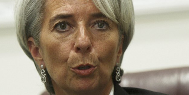 IMF'den Yunanistan'a darbe!