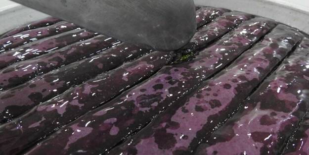 'İmkansız' tanımıyorlar! Mor baklava artık sofralarda