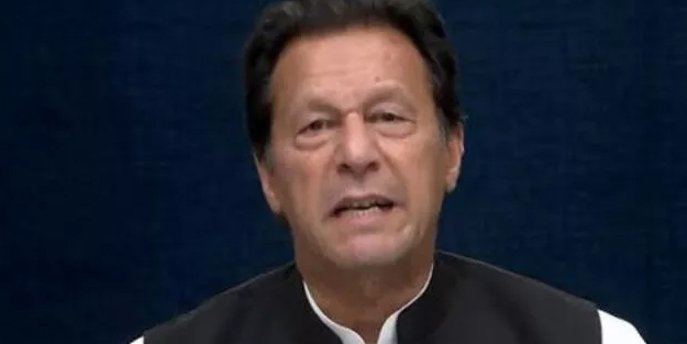 Imran Khan siyasetten menedildi! Destekçileri sokaklara döküldü: Pakistan'da iç savaş çıkıyor