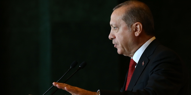 İmzacılar aydın değil tam karanlık