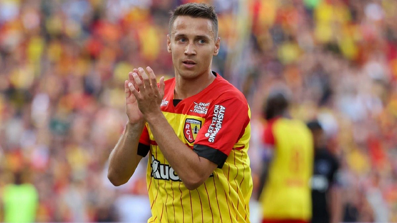 İmzalar atıldı! Galatasaray’a bir yıldız daha