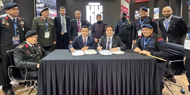 İmzalar atıldı! Türk silahlarını kullanacaklar