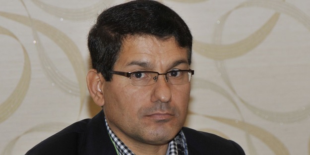 İmzasını geri çeken Akyeşilmen: Bildiriyi dikkatli okumamıştım