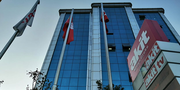 İnananların gür sesi akit, 31 yaşında akit, herkese anladığı dilden...