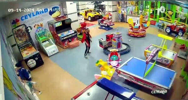 İnanılır gibi değil! Madde bağımlısı AVM'yi karıştırdı