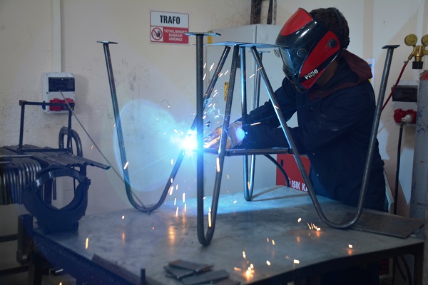 İnanması güç ama tam 4 milyon 500 bin lira! Burası fabrika değil okul