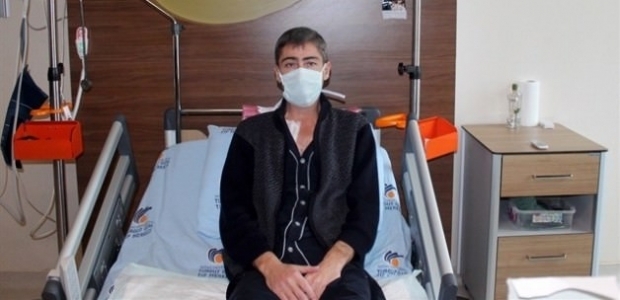 İnce bağırsak nakli yaptılar