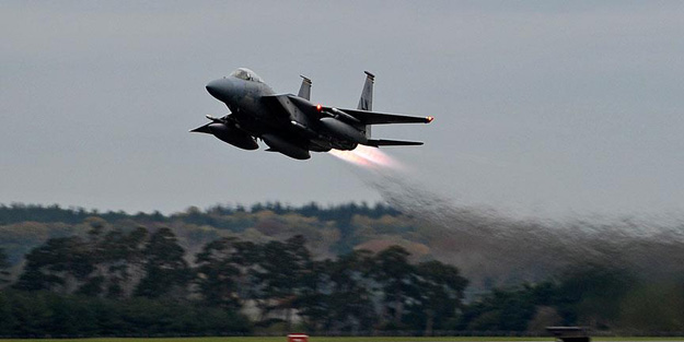 ABD savaş uçakları döndü