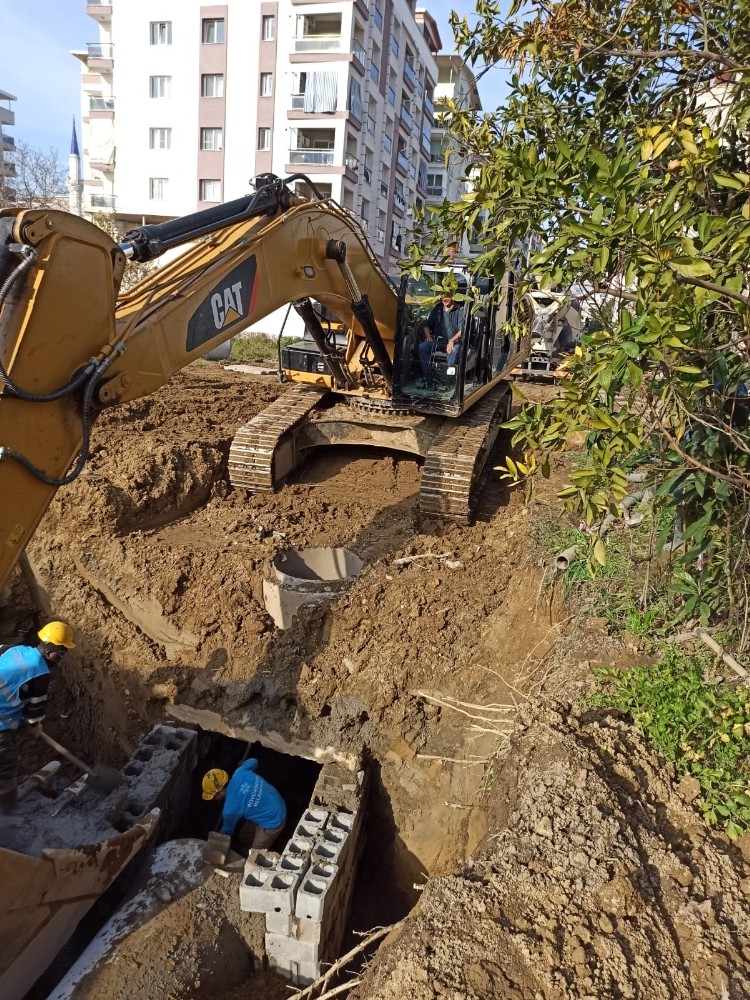İncirliova’nın yağmur suyu çalışmaları tamamlanıyor 