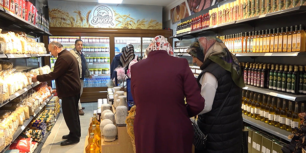 İndirimli markete hücum! Çiftçiler üretiyor Valilik satıyor