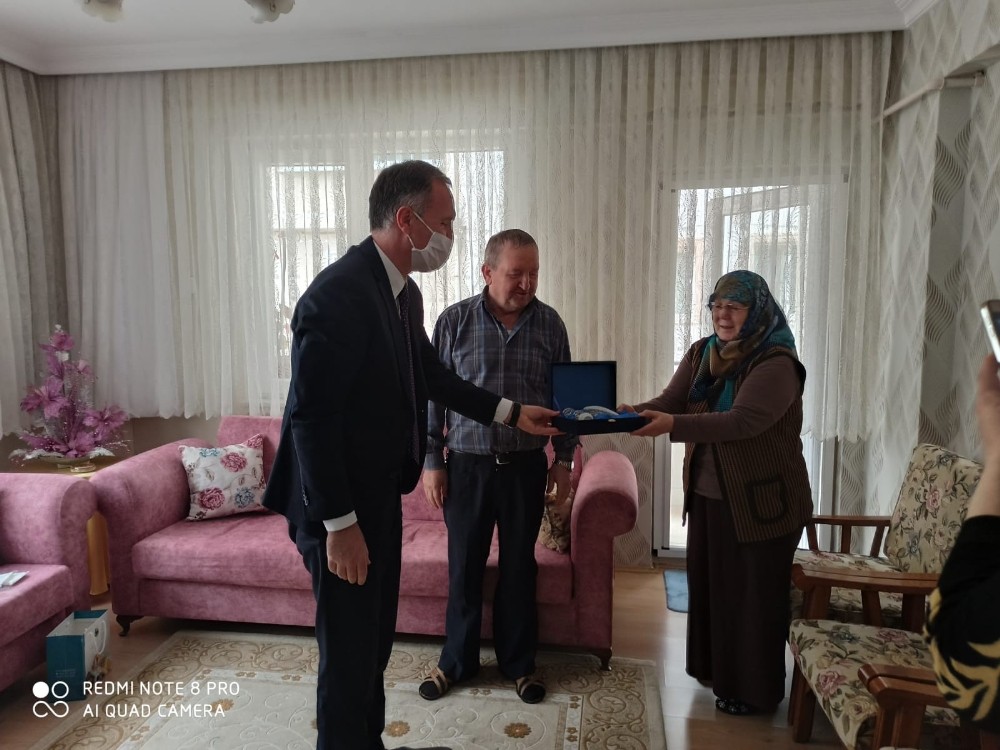İnegöl Belediye Başkanı Taban’dan 65 yaş üstü ziyareti 