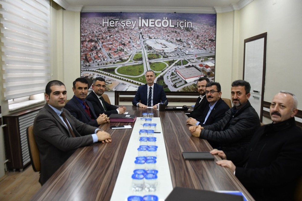 İnegöl Belediyesi kadrolu işçilerle yeni sözleşme imzaladı 