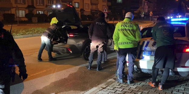 İnegöl’de 250 polisle ‘huzur’ uygulaması